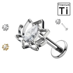 PWC-251 Piercing Labret in Titanio con Fiore di Loto con Cristallo Filettatura Interna PWC-251 Piercing Labret in Titanio con Fiore di Loto con Cristallo Filettatura Interna