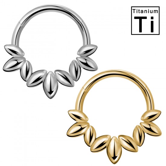 PWY-150 Piercing Cerchio Clicker in Titanio con Petali